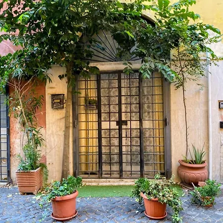 Apartment Trastevere Loft Leopardo Rome